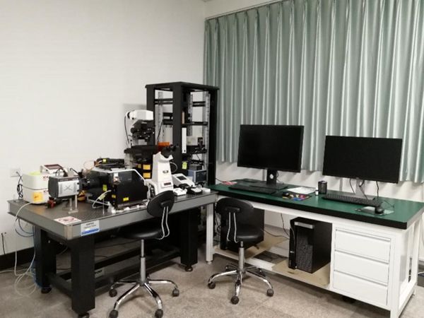 0ece7aa981854cd1b6f3483b20f0bc2a.jpg 转盘式激光共聚焦显微镜_副本.jpg